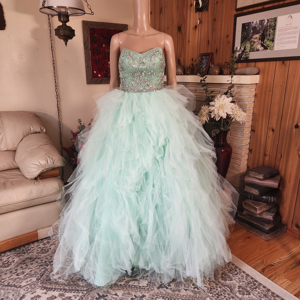 ✨ PRINCESS MOMENT: Morilee Mint Crystal Ball Gown ✨